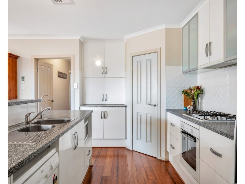 9 Miranda Place, Seaford Meadows SA 5169