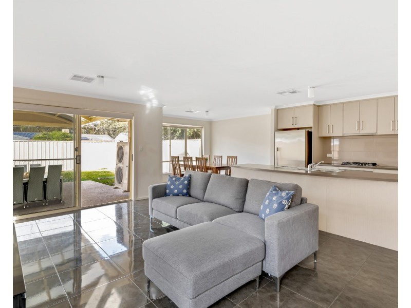 14 Powell Place, Morphett Vale SA 5162
