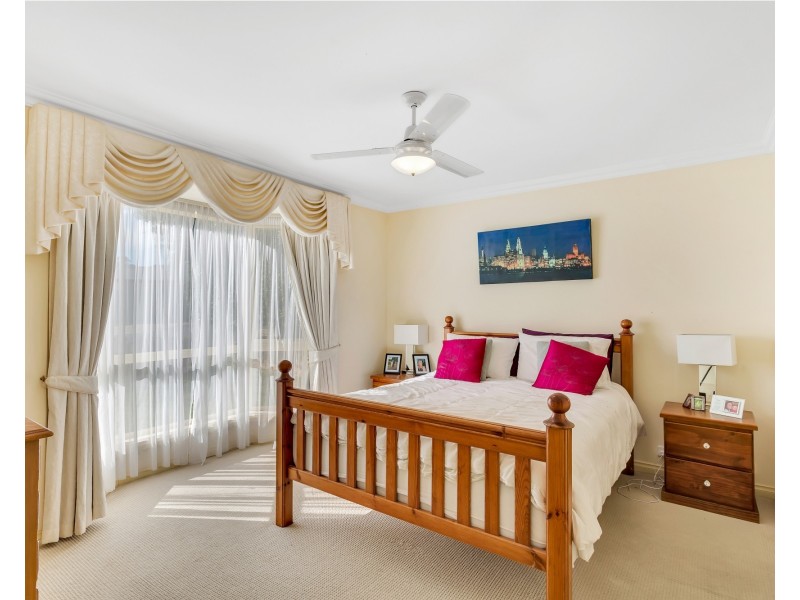 26  Elizabeth Crescent, Hallett Cove SA 5158