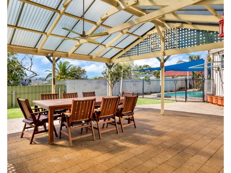 7 Gale Court, Morphett Vale SA 5162