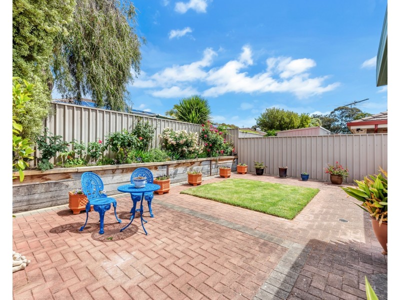 13 Dorrien Avenue, Woodcroft SA 5162
