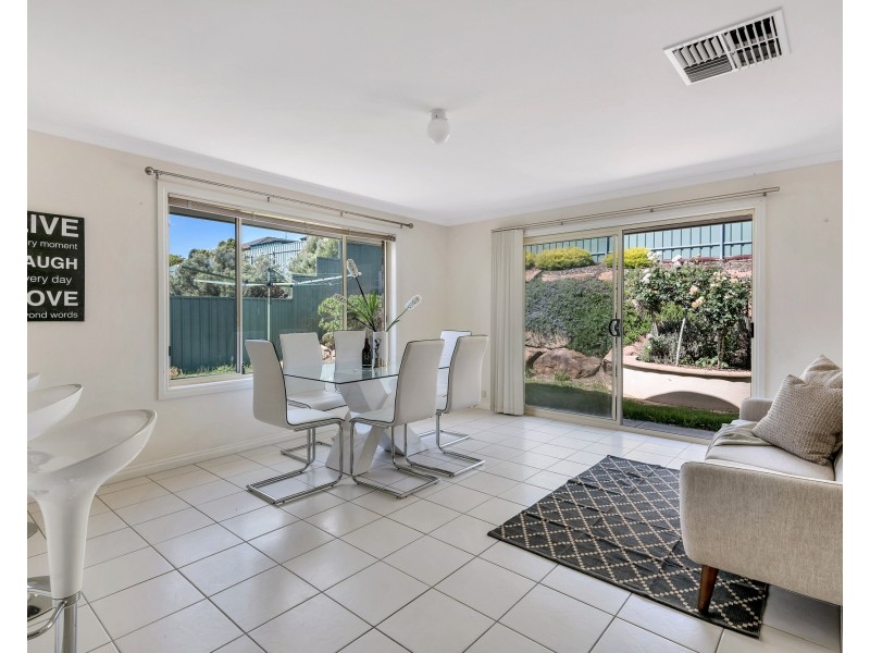4 Phillip Court, Hallett Cove SA 5158