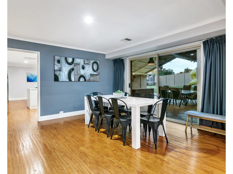 25 Walford Drive, Onkaparinga Hills SA 5163