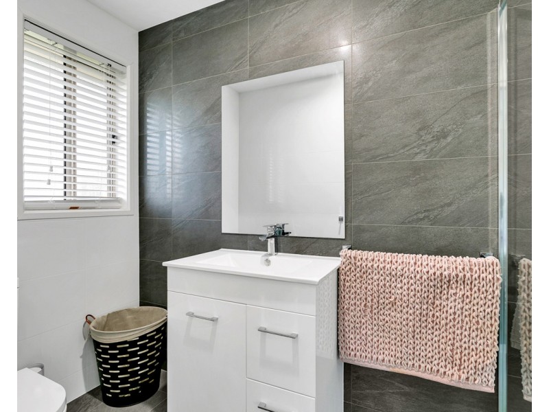 25 Walford Drive, Onkaparinga Hills SA 5163
