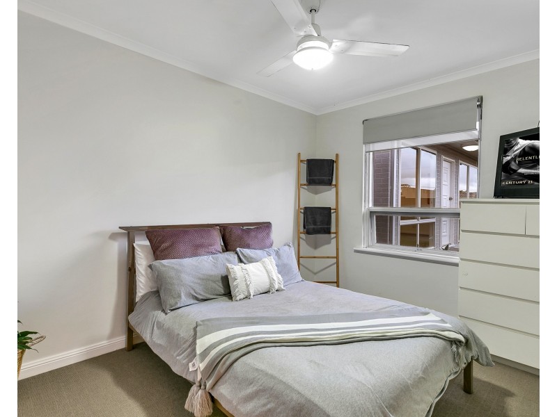 15 Mallen Street, Morphett Vale SA 5162