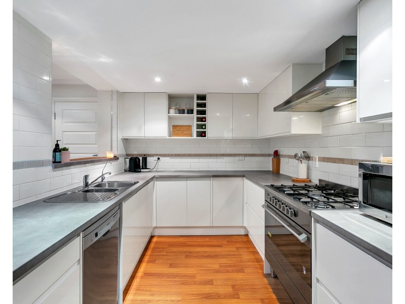 15 Mallen Street, Morphett Vale SA 5162