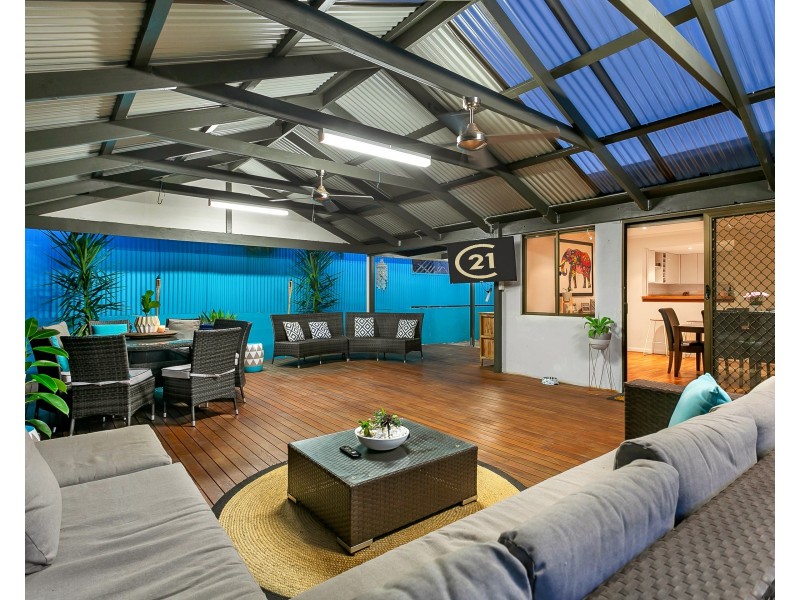 15 Mallen Street, Morphett Vale SA 5162