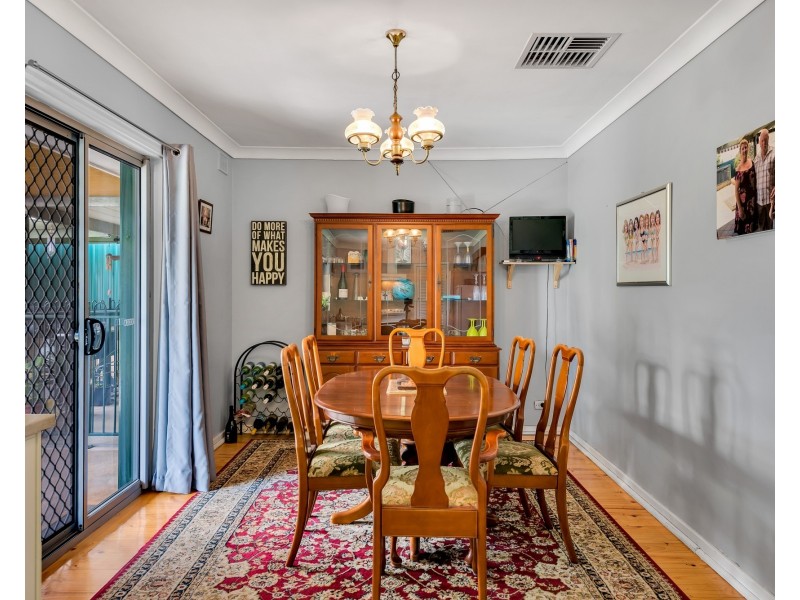 73  Collins Parade, Hackham SA 5163