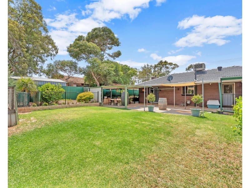 73  Collins Parade, Hackham SA 5163