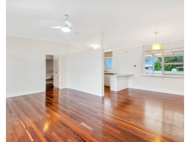 4 Hooper Place, Christies Beach SA 5165