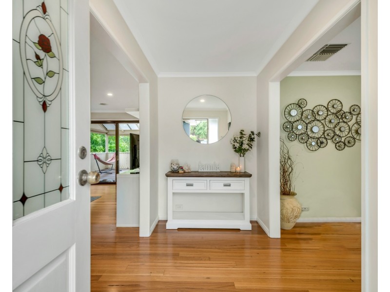 12 Unley Court, Onkaparinga Hills SA 5163