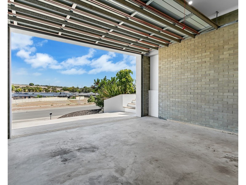 25 Yeltana Avenue, Huntfield Heights SA 5163