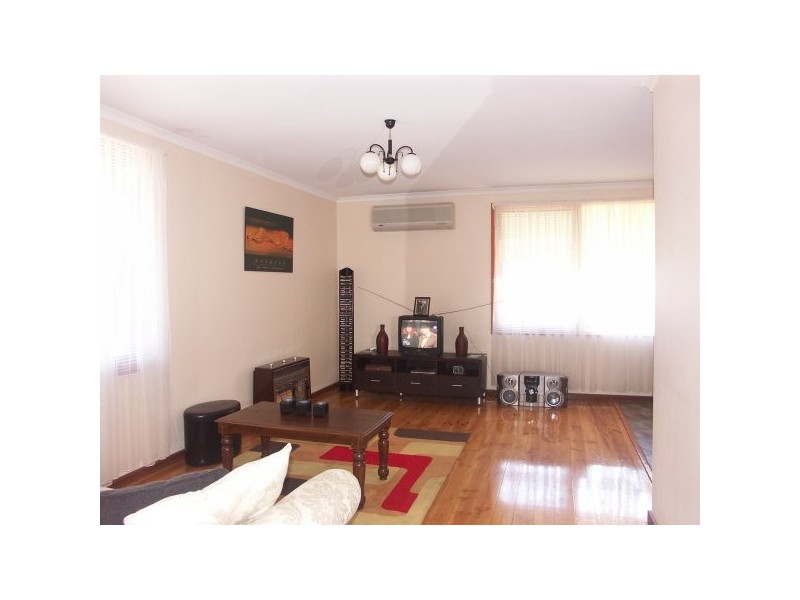 28 VALLEYFAIR ROAD  FOR RENT, Hackham West SA 5163