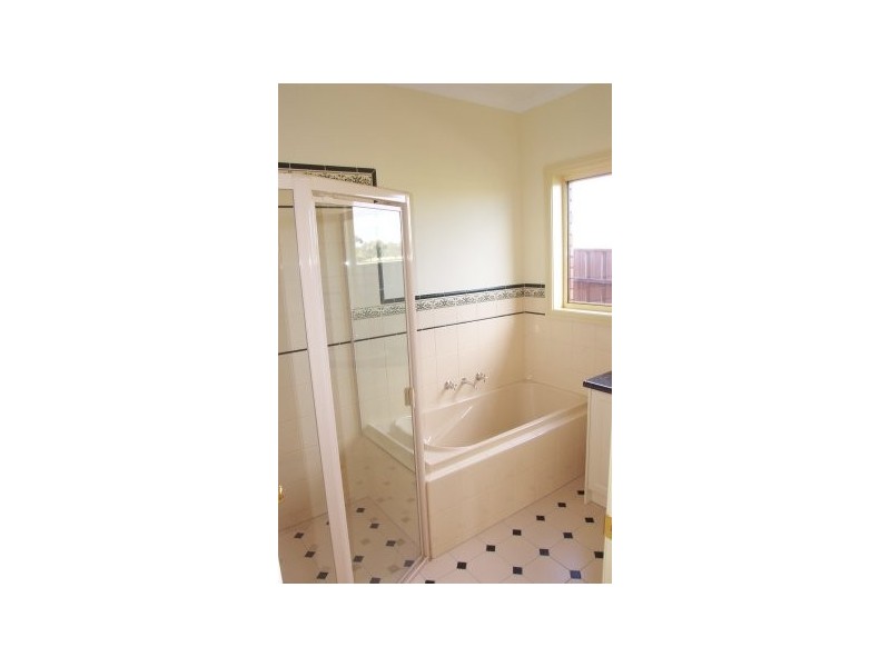 1a Alana Walk, Woodcroft SA 5162