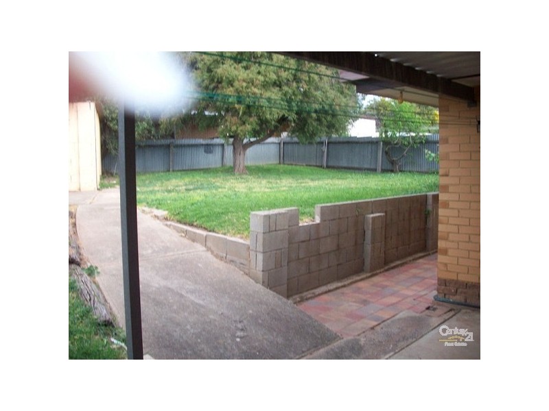 70 Brentwood Drive FOR RENT, Huntfield Heights SA 5163