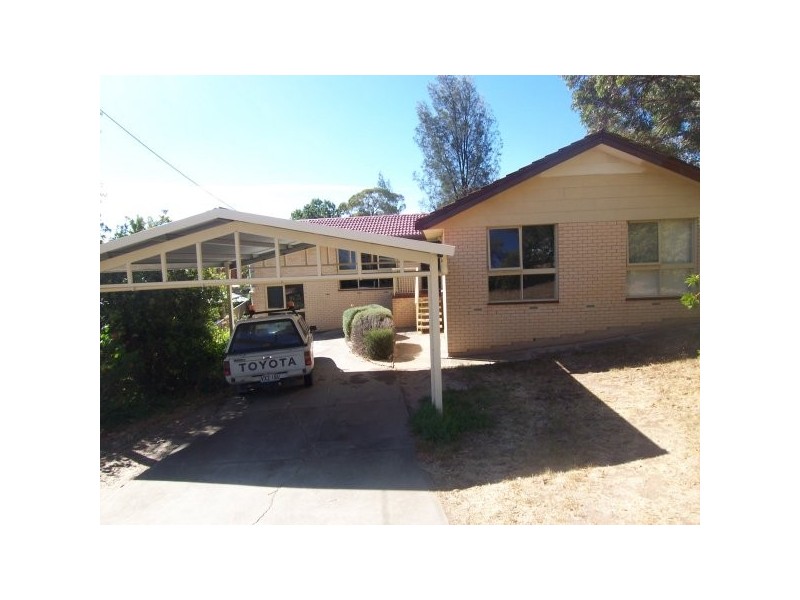 25 Amberly Drive, Happy Valley SA 5159