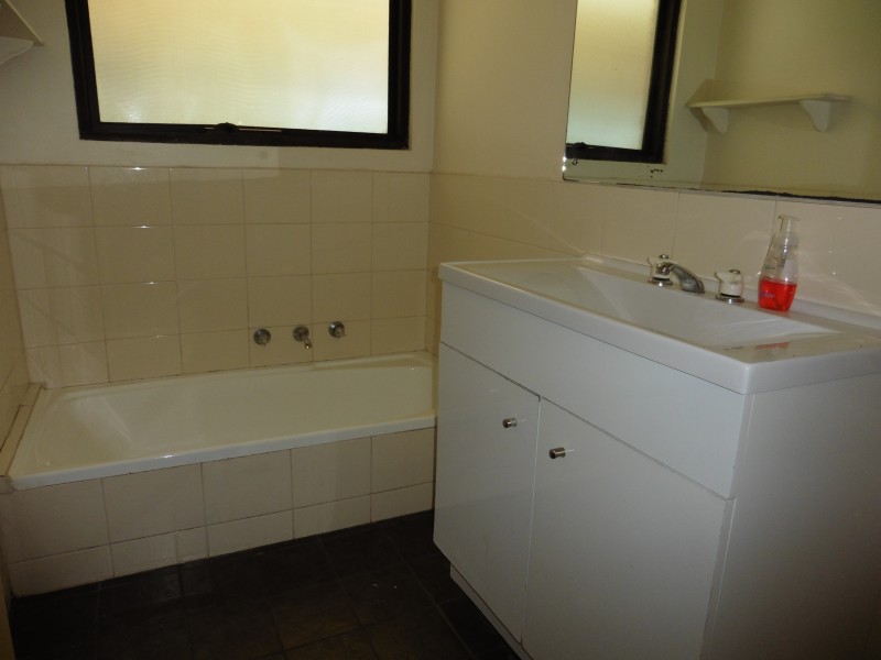 12 Mark Street, Happy Valley SA 5159