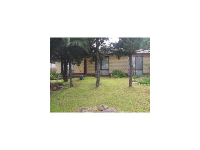 89 Kenihans Road  FOR RENT, Happy Valley SA 5159