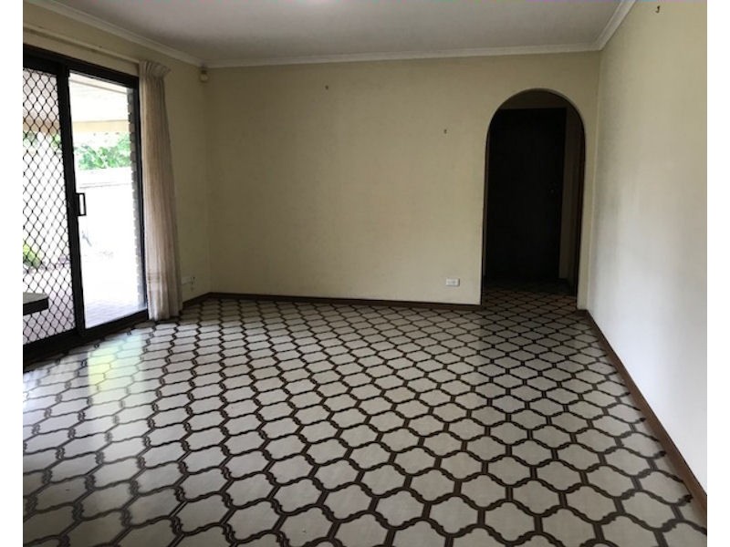 7 Lexcen Grove, Happy Valley SA 5159