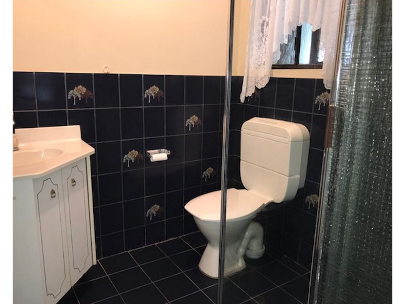 7 Lexcen Grove, Happy Valley SA 5159