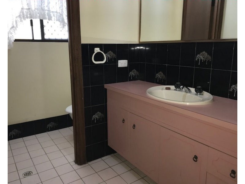 7 Lexcen Grove, Happy Valley SA 5159