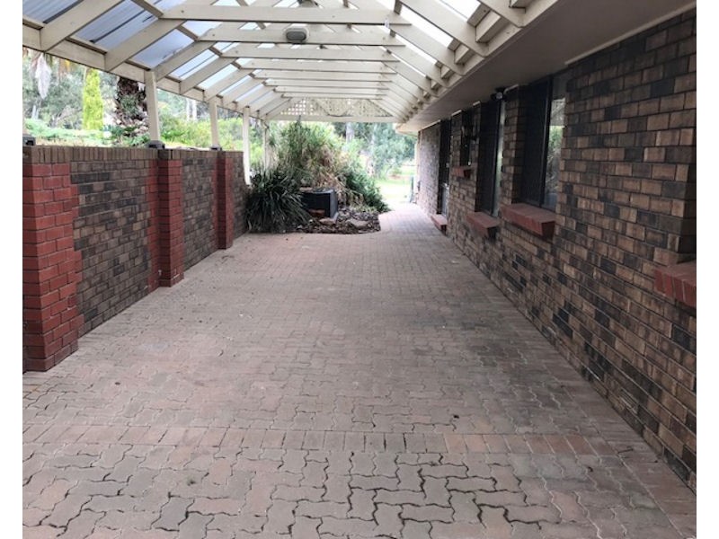 7 Lexcen Grove, Happy Valley SA 5159