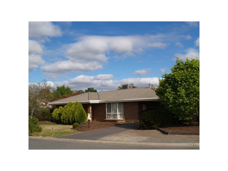 1 Bill Court, Woodcroft SA 5162