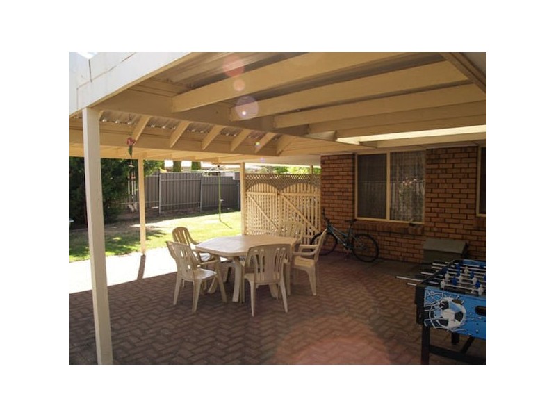 1 Bill Court, Woodcroft SA 5162