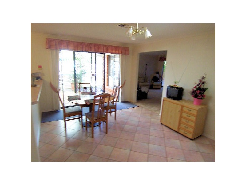 2 Wooding Avenue, Woodcroft SA 5162