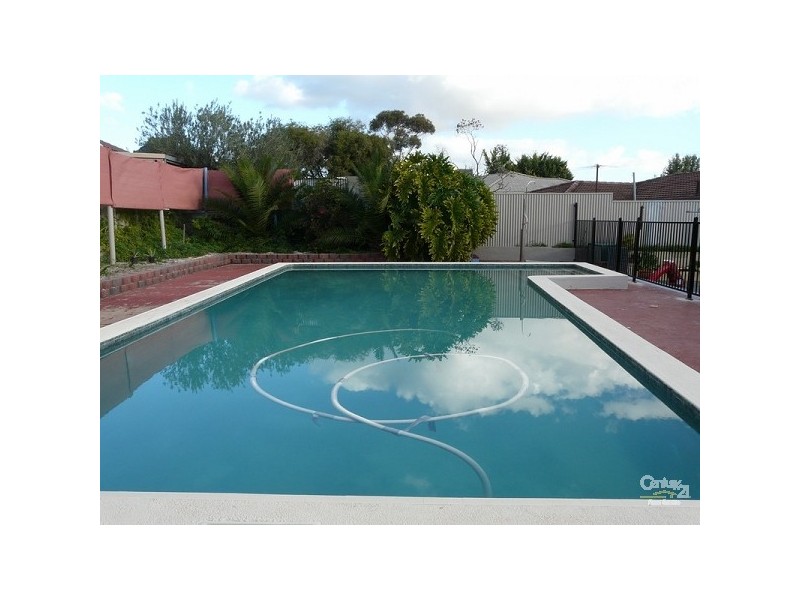 74 Brentwood Drive, Huntfield Heights SA 5163