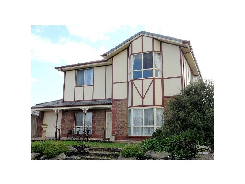 77 Warburton Drive, Woodcroft SA 5162