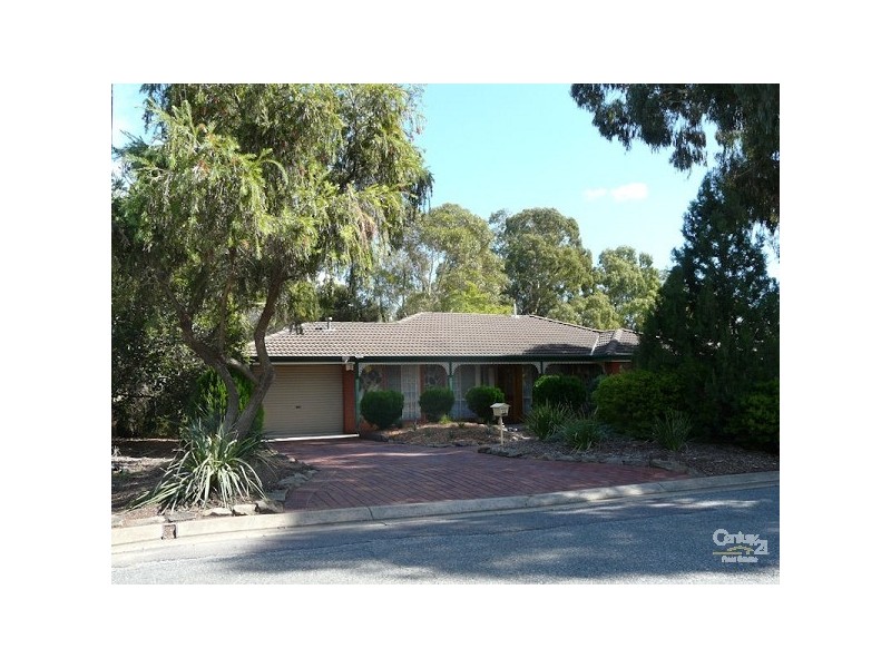 18 Hispano Drive, Woodcroft SA 5162