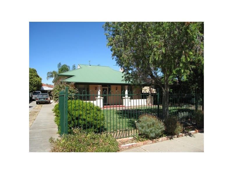 21 Royal Avenue, Pooraka SA 5095