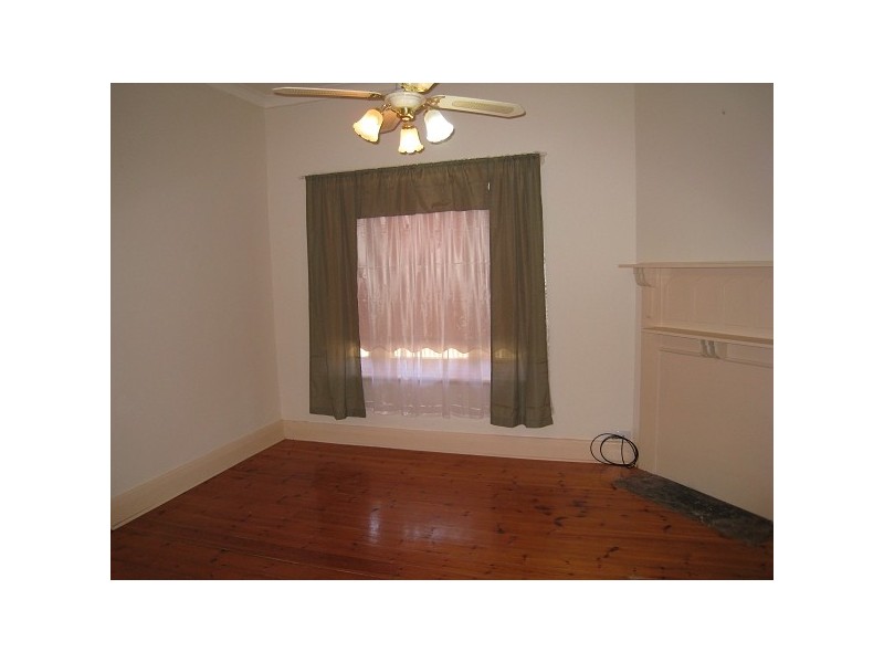 21 Royal Avenue, Pooraka SA 5095