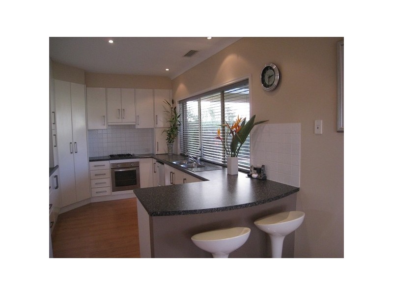 29 Avocet Drive, Mawson Lakes SA 5095