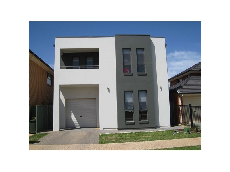 5 Lord Howe Crescent, Mawson Lakes SA 5095