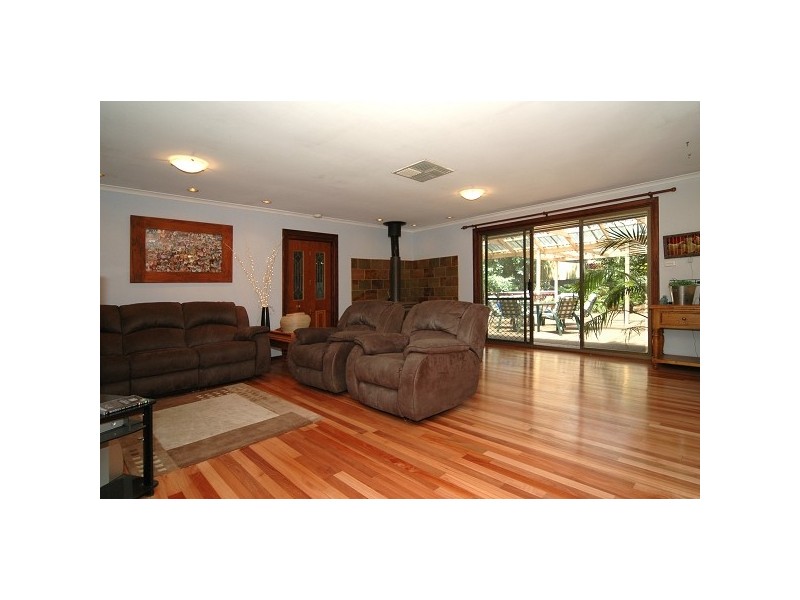 25 Minerva Crescent, Modbury Heights SA 5092