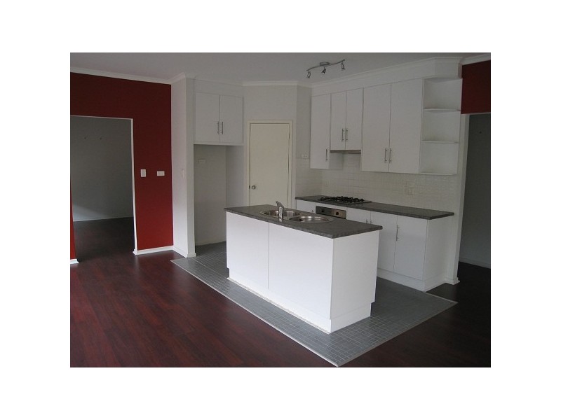 13 Brimpton Avenue, Mawson Lakes SA 5095