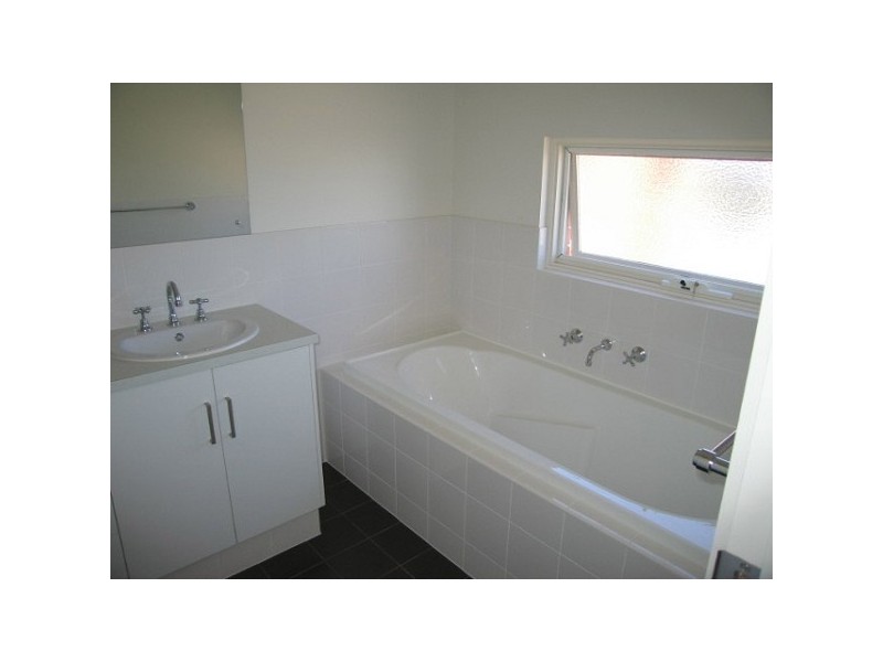 10 Waterton Lane, Mawson Lakes SA 5095