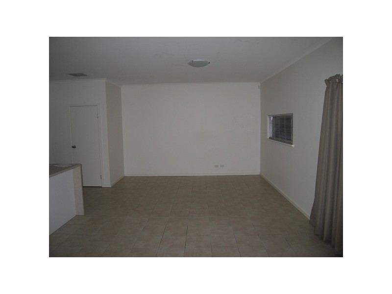 10 Waterton Lane, Mawson Lakes SA 5095