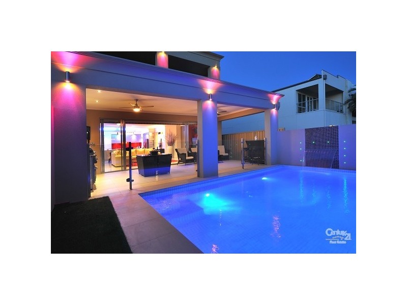 36B Lomond Circuit, Mawson Lakes SA 5095