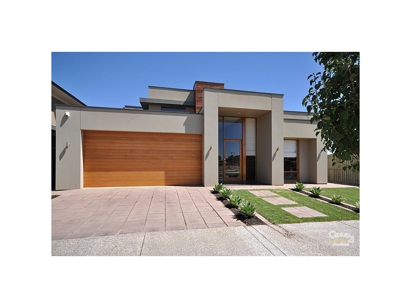 54 Isla Circuit, Mawson Lakes SA 5095