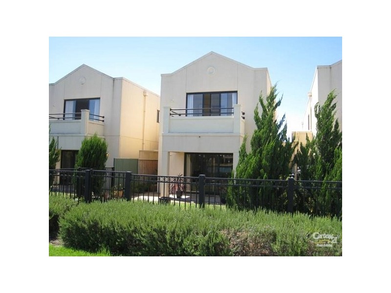 16 Shearwater Drive, Mawson Lakes SA 5095