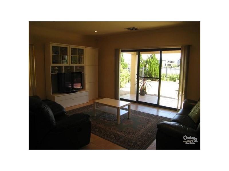 16 Shearwater Drive, Mawson Lakes SA 5095