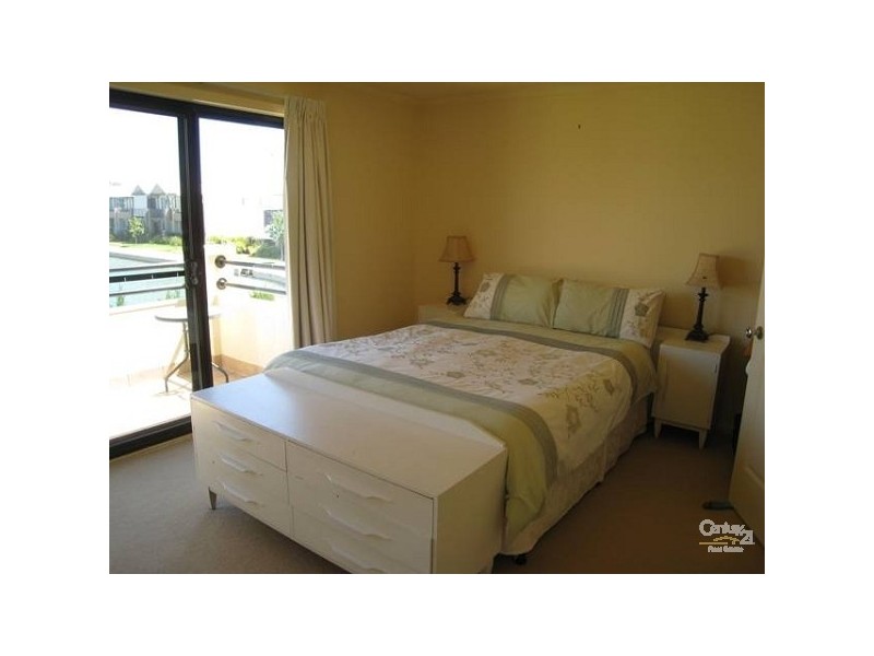 16 Shearwater Drive, Mawson Lakes SA 5095