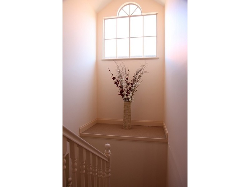 43 lomond Circuit, Mawson Lakes SA 5095