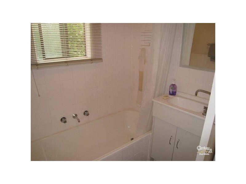 4 Flinders Avenue, Fairview Park SA 5126