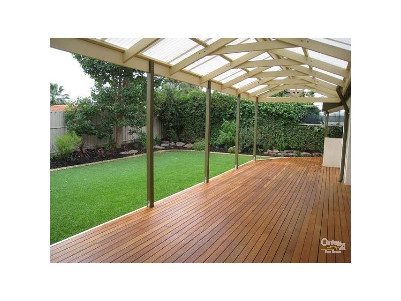 4 Flinders Avenue, Fairview Park SA 5126