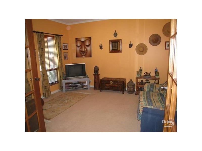 7 The Avenue, Mawson Lakes SA 5095