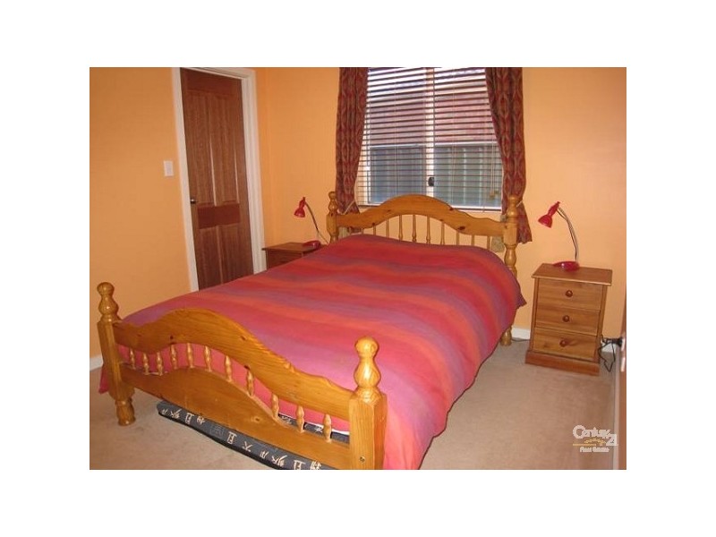 7 The Avenue, Mawson Lakes SA 5095